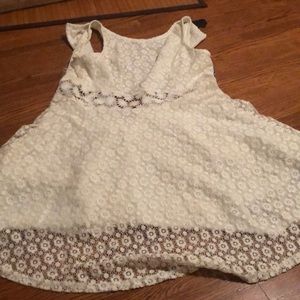 a white lace dres
